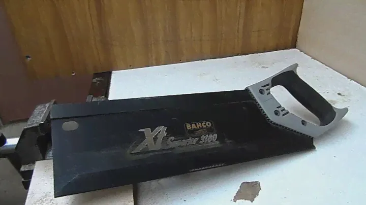 Видео обзор ножовки по дереву Bahco