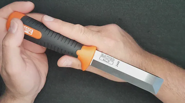 Cuchillo Formón BAHCO 2448 a escena: 2 en 1 para trabajo pesado.