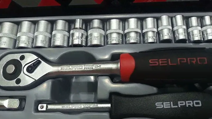 73540@selprooman  - 1/4" and 3/8"-Inch Drive 40 Pcs Socket Set With 45 TH  Steel Ratchet Handle