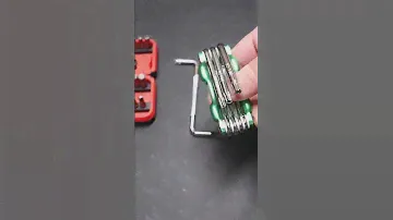 ICON Flex Head Ratchet & bit set